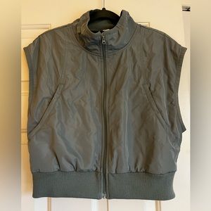 In Motion Vest by Alo